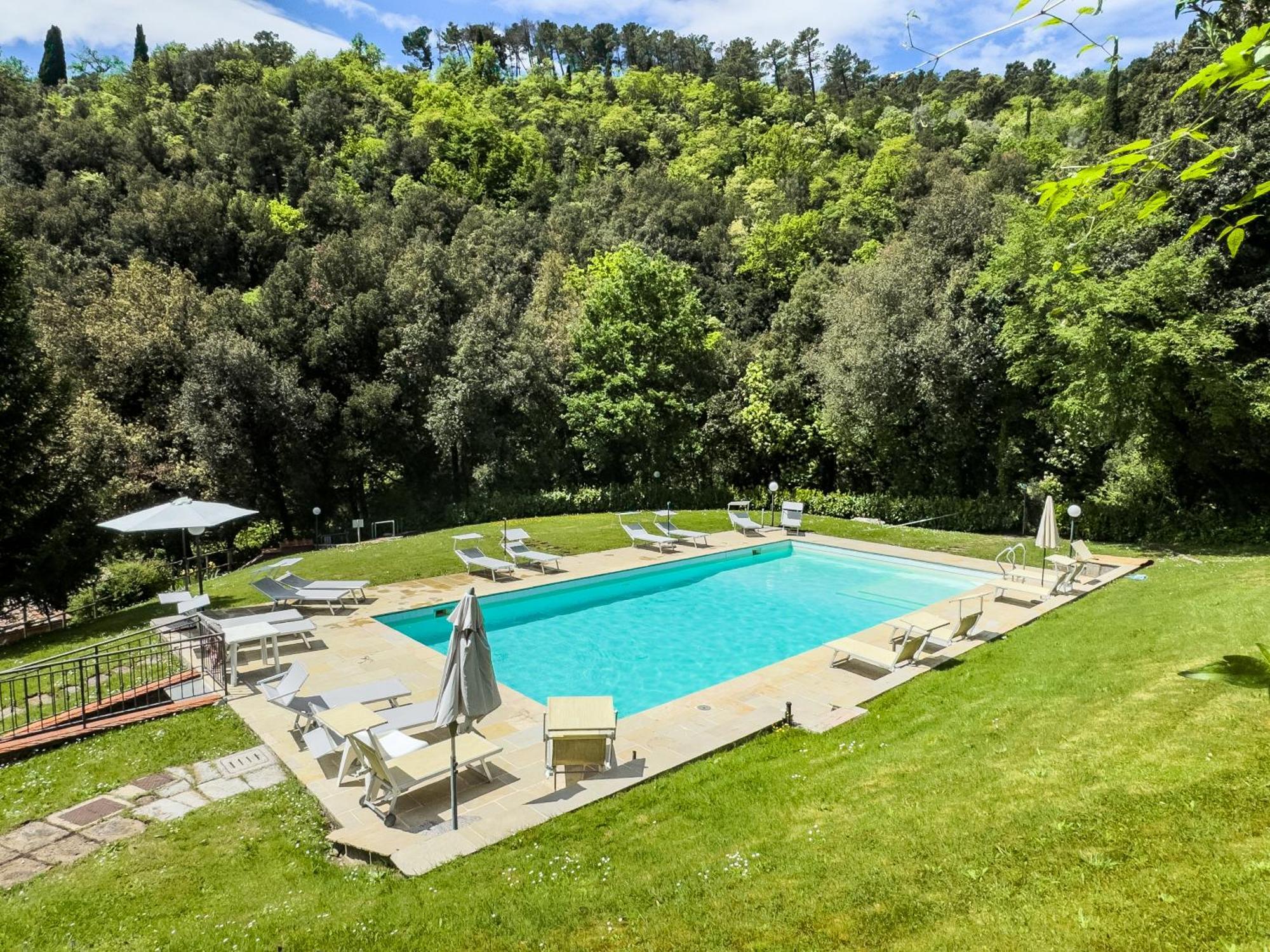 La Ferriera Exclusive Resort - Pool & Waterfall Loro Ciuffenna Exterior foto